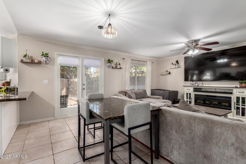 1811 39th St #73, Mesa, AZ 85206