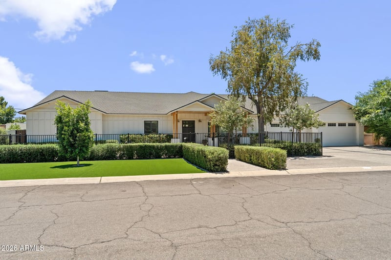 1811 E Claremont St, Phoenix, AZ 85016