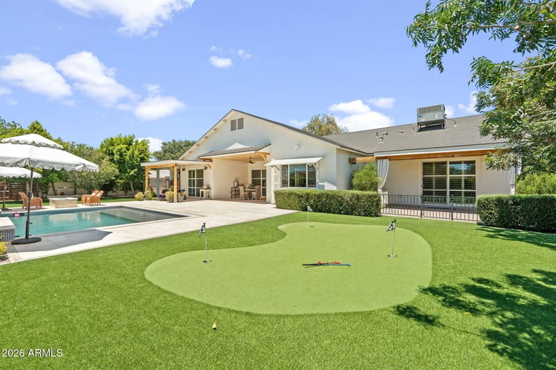 1811 E Claremont St, Phoenix, AZ 85016