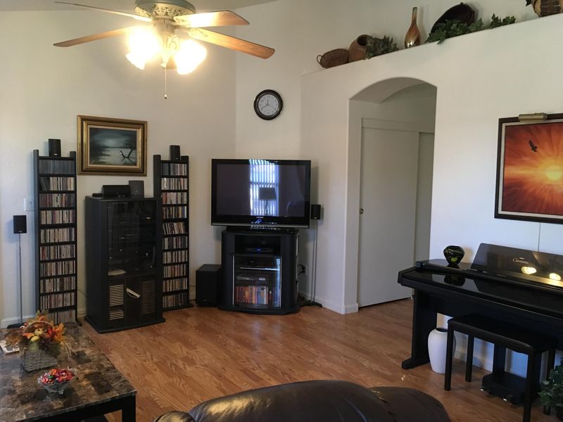 1811 E Juniper Ave, Phoenix, AZ 85022