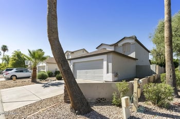 1811 39th St #1, Mesa, AZ 85206