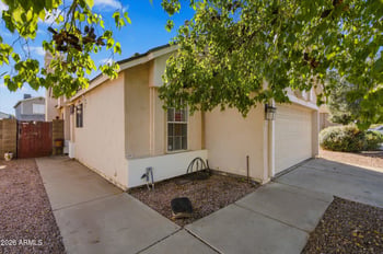 1811 S 39th St #4, Mesa, AZ 85206