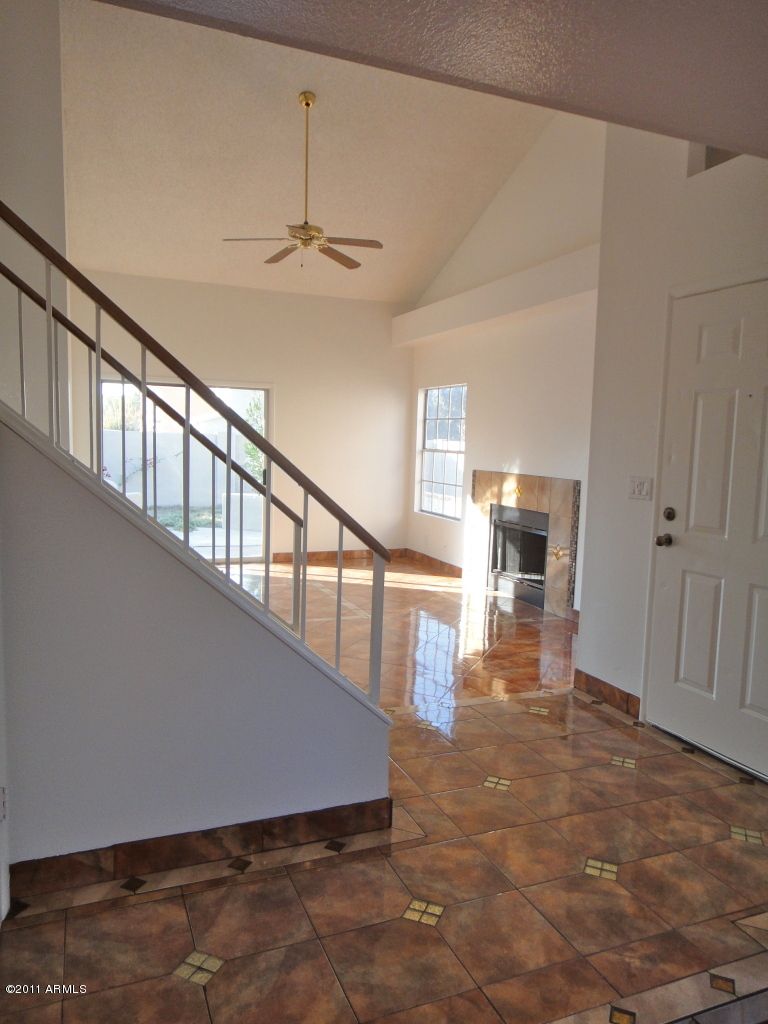 1811 S 39th St #94, Mesa, AZ 85206