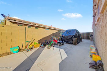 18116 W Turney Ave W, Goodyear, AZ 85395