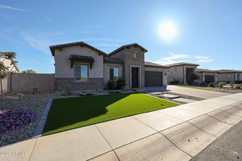 18118 Highland Ave, Goodyear, AZ 85395