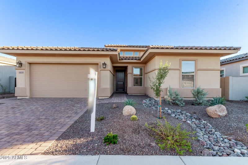18119 Silverwood Dr, Goodyear, AZ 85338