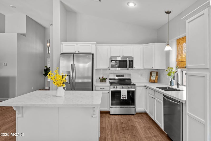 18119 Spencer Dr, Surprise, AZ 85374