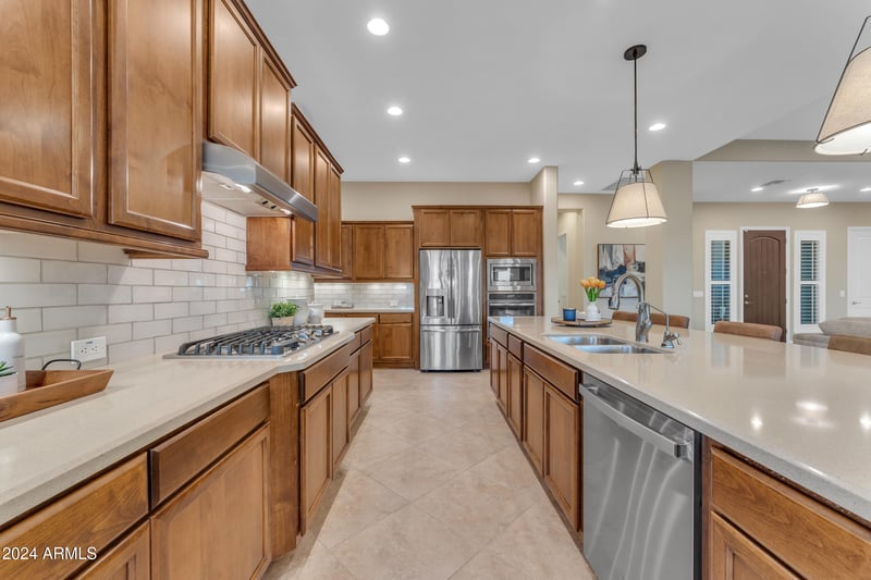 18119 W Acacia Dr, Goodyear, AZ 85338
