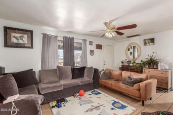 1812 28th Dr, Phoenix, AZ 85009