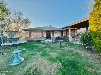 1812 32nd Pl, Phoenix, AZ 85008