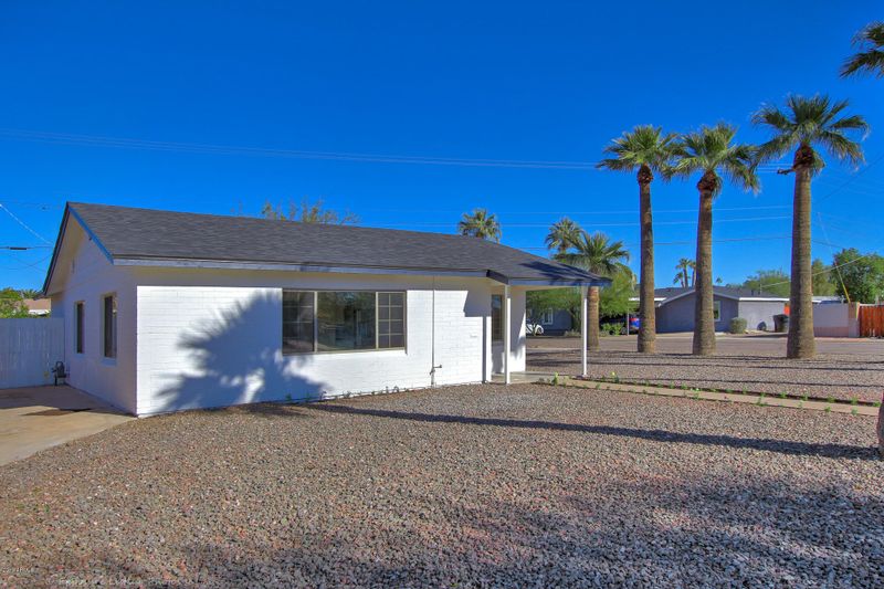 1812 E Pinchot Ave, Phoenix, AZ 85016