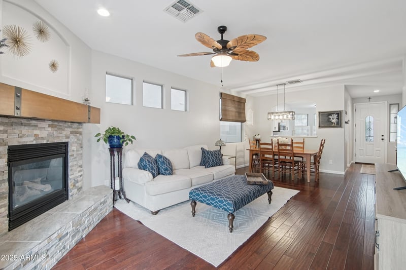 18123 Cardinal Dr, Goodyear, AZ 85338