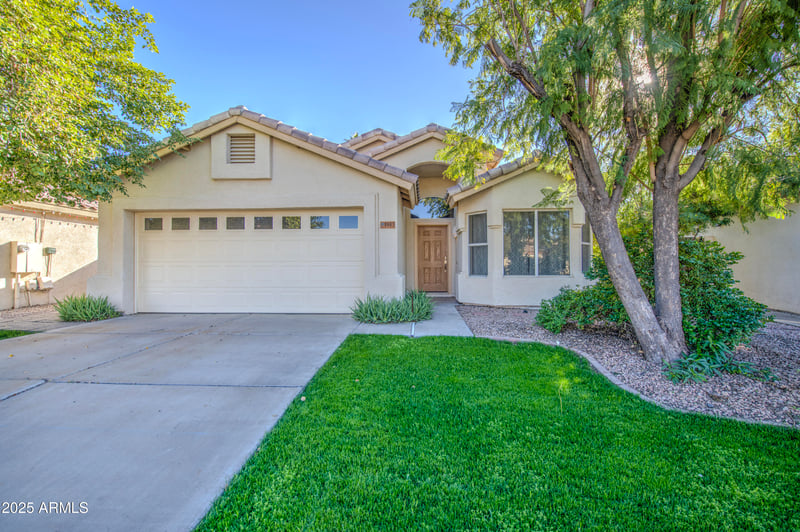 1813 Gail Dr, Chandler, AZ 85225