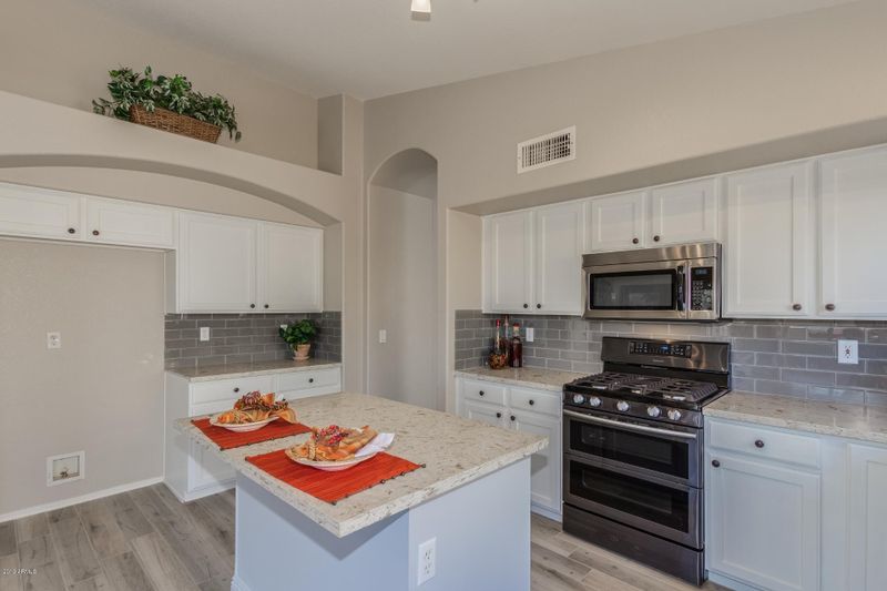 1813 N 127th Ave, Avondale, AZ 85392