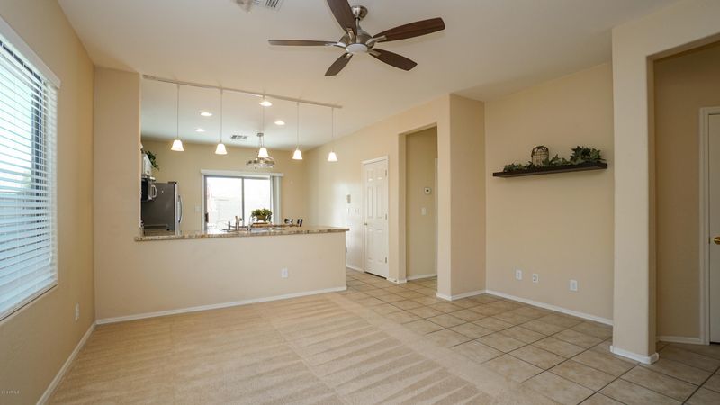 1813 W Hemingway Ln, Anthem, AZ 85086