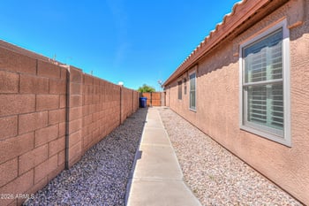 1813 Wildhorse Pl, Chandler, AZ 85286