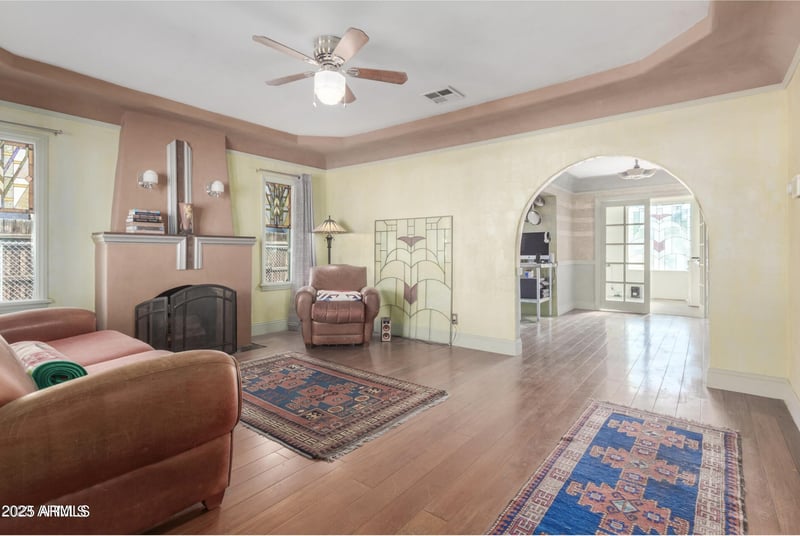 1813 Willetta St, Phoenix, AZ 85006