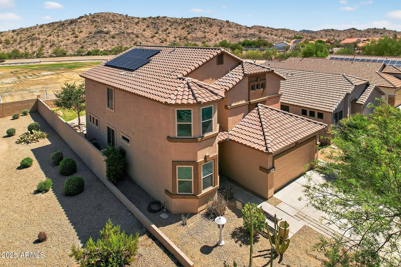 18132 Cardinal Dr, Goodyear, AZ 85338