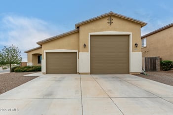 18135 Tina Ln, Surprise, AZ 85387