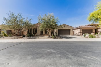 18135 W Willow Dr W, Goodyear, AZ 85338