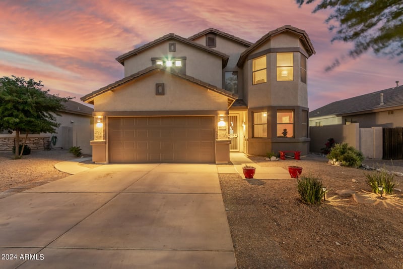 18137 Canyon Ln, Goodyear, AZ 85338