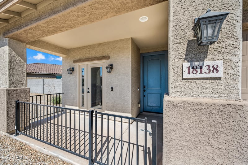 18138 Robin Ln, Surprise, AZ 85387