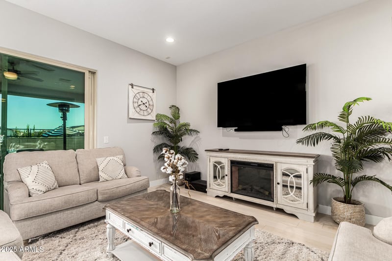 18139 Oregon Ct, Litchfield Park, AZ 85340