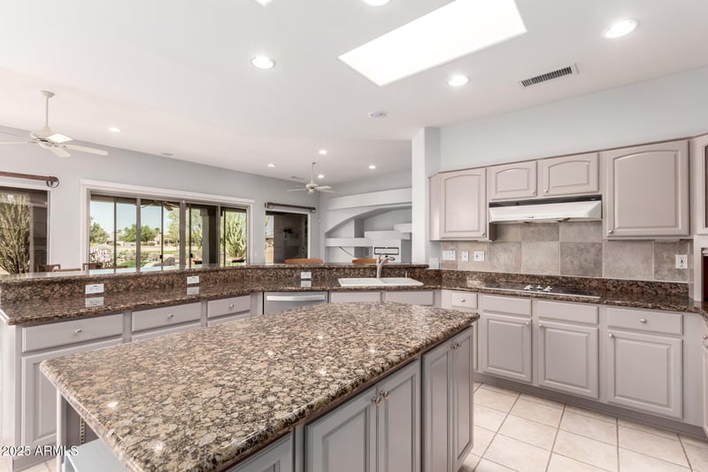 18140 Saddle Ridge Dr, Surprise, AZ 85374