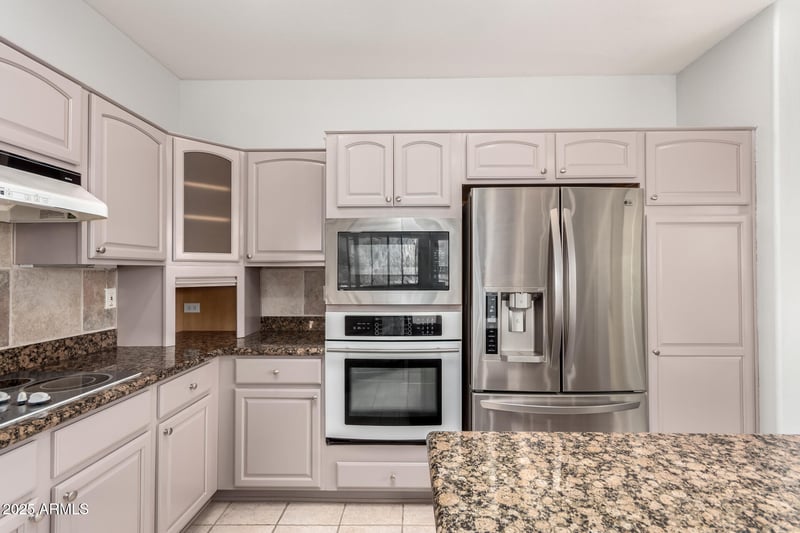 18140 Saddle Ridge Dr, Surprise, AZ 85374