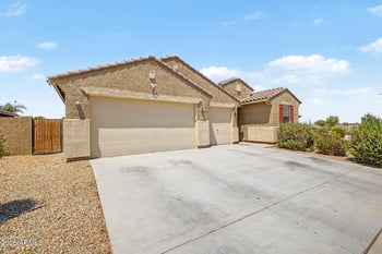 18146 W Robin Ln, Surprise, AZ 85387