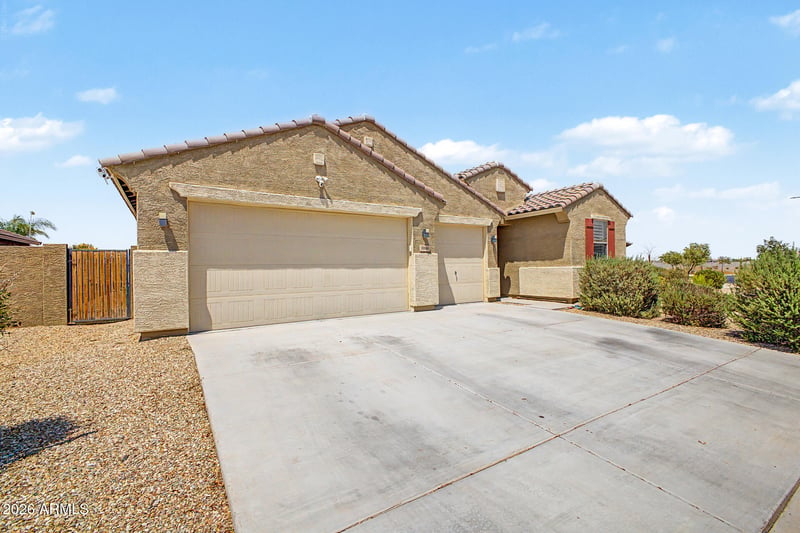 18146 Robin Ln, Surprise, AZ 85387