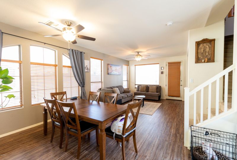 1815 E Dunbar Dr, Phoenix, AZ 85042