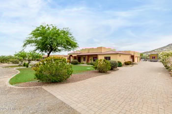 1815 Maddock Rd, Phoenix, AZ 85086