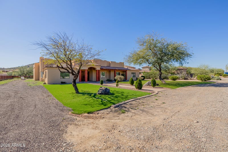 1815 W Maddock Rd, Phoenix, AZ 85086