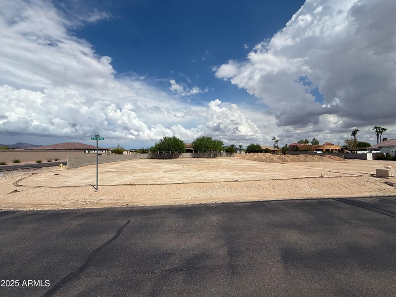 18150 Missouri Ave #111, Litchfield Park, AZ 85340