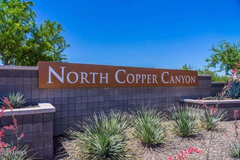 18154 Calle Lejos --, Surprise, AZ 85387