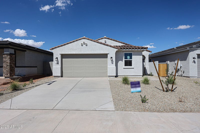 18154 Calle Lejos --, Surprise, AZ 85387