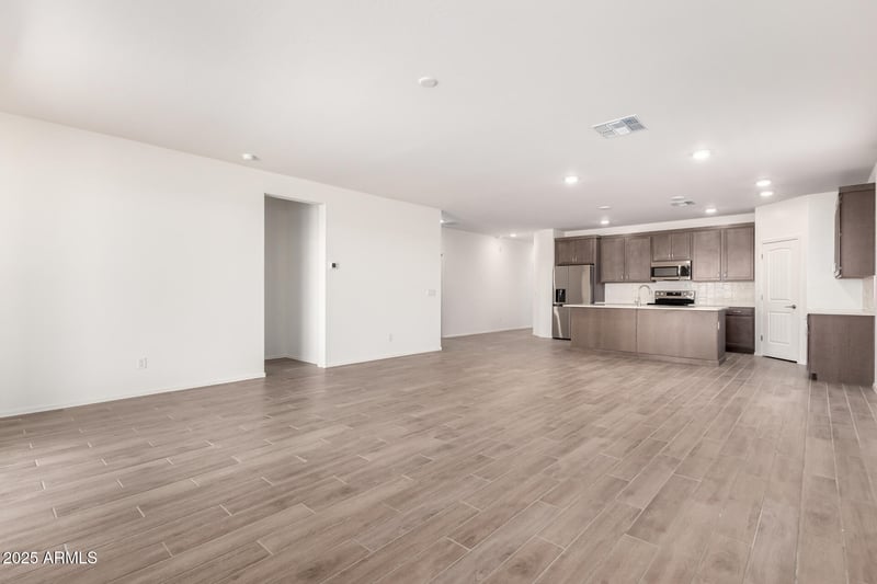 18156 Cielo Grande Ave, Surprise, AZ 85387