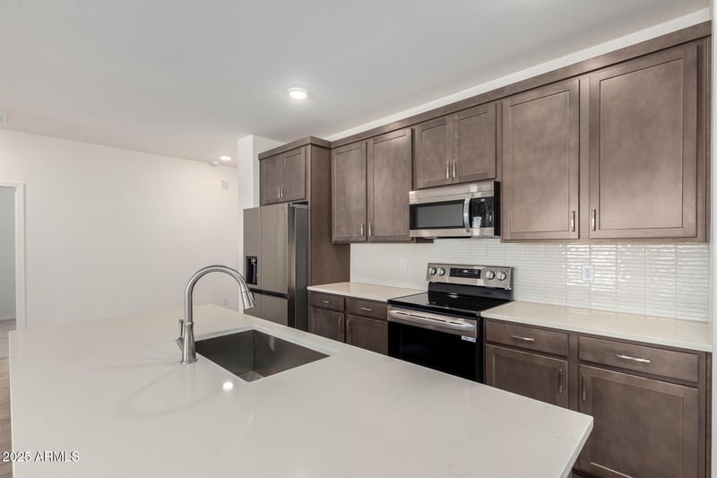 18156 Cielo Grande Ave, Surprise, AZ 85387