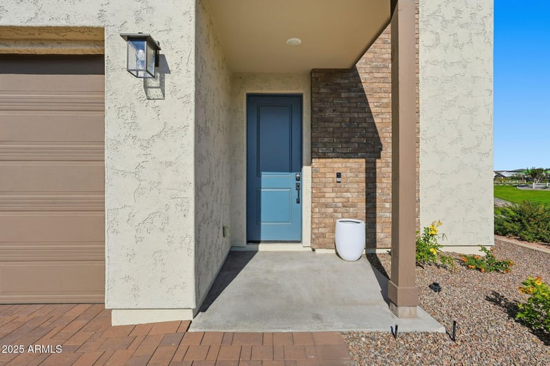 18156 Larkspur Dr, Goodyear, AZ 85338