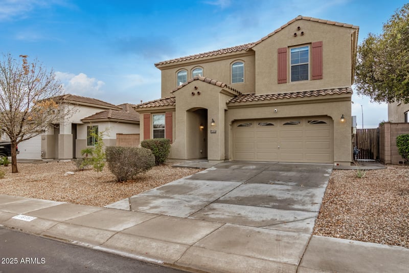 18157 Eva St, Waddell, AZ 85355