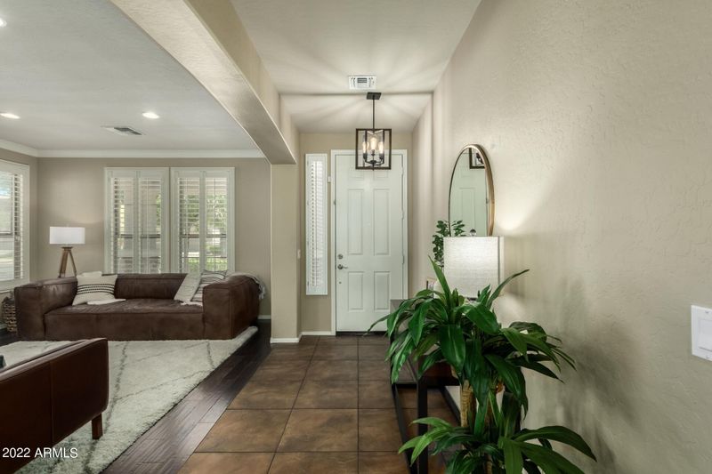 1816 E Beautiful Ln, Phoenix, AZ 85042