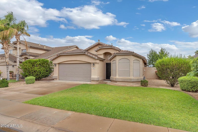 1816 E Morgan Dr, Gilbert, AZ 85295