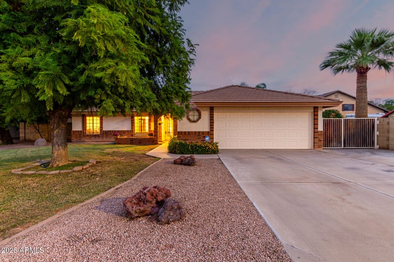 1816 Enrose St, Mesa, AZ 85203
