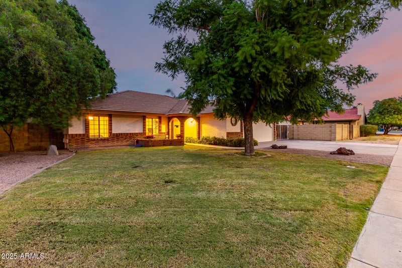 1816 Enrose St, Mesa, AZ 85203