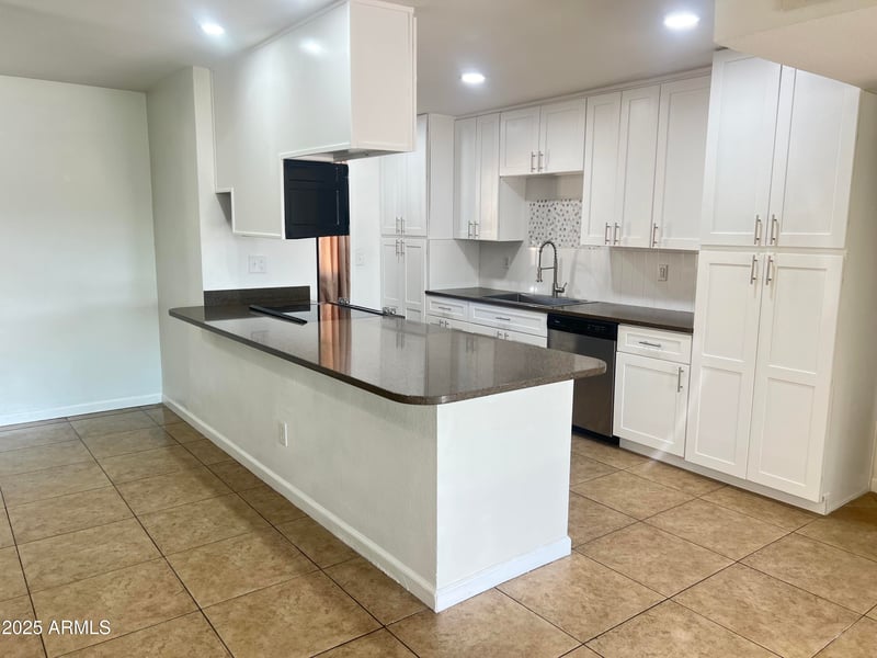 1816 Palmcroft Dr, Tempe, AZ 85282