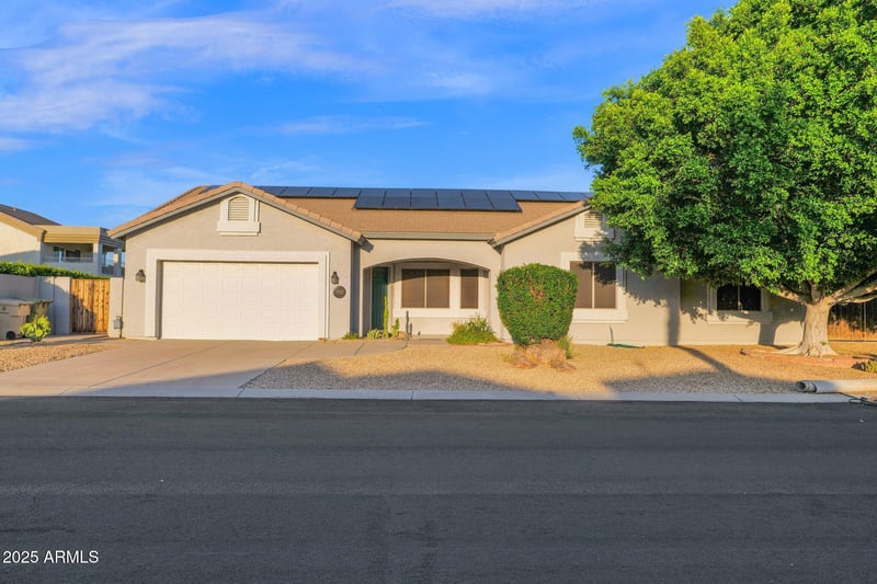 18161 63rd Ln, Glendale, AZ 85308