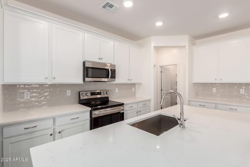 18162 Cielo Grande Ave, Surprise, AZ 85387