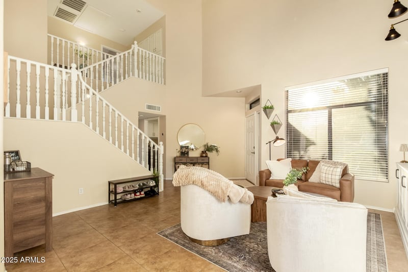 18163 54th Dr, Glendale, AZ 85308