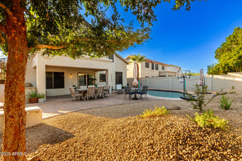 18163 54th Dr, Glendale, AZ 85308